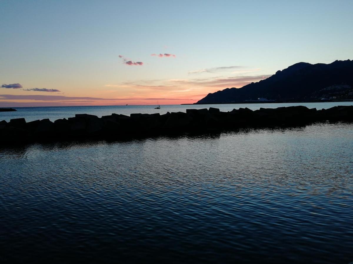 Appartamento Saragone Salerno Esterno foto